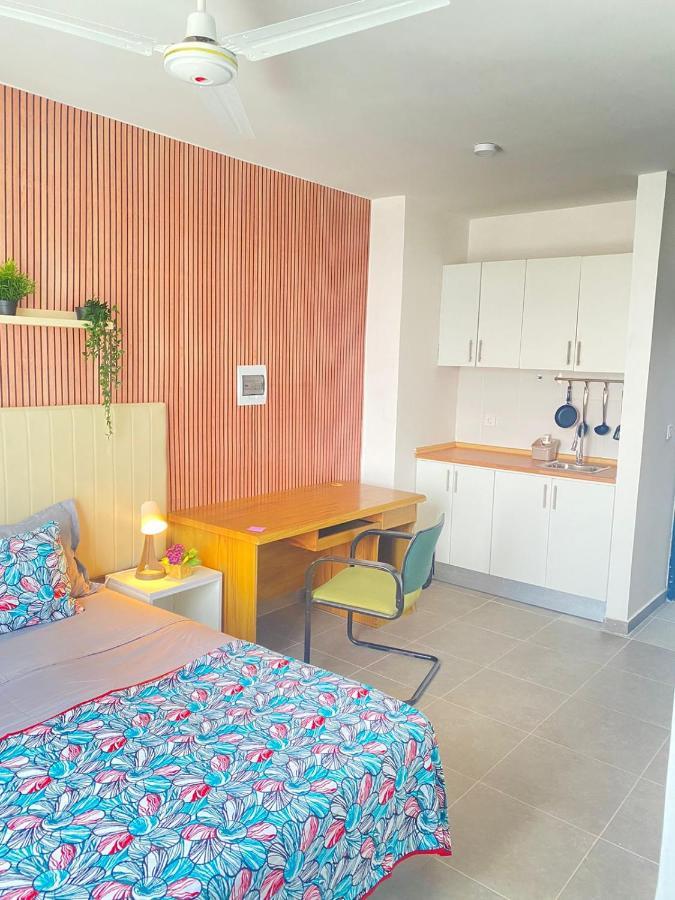 Quarto Nº7 Familia Veiga - Central Praia Eksteriør bilde